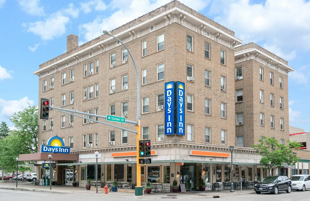Days Inn By Wyndham Rochester Downtown-1